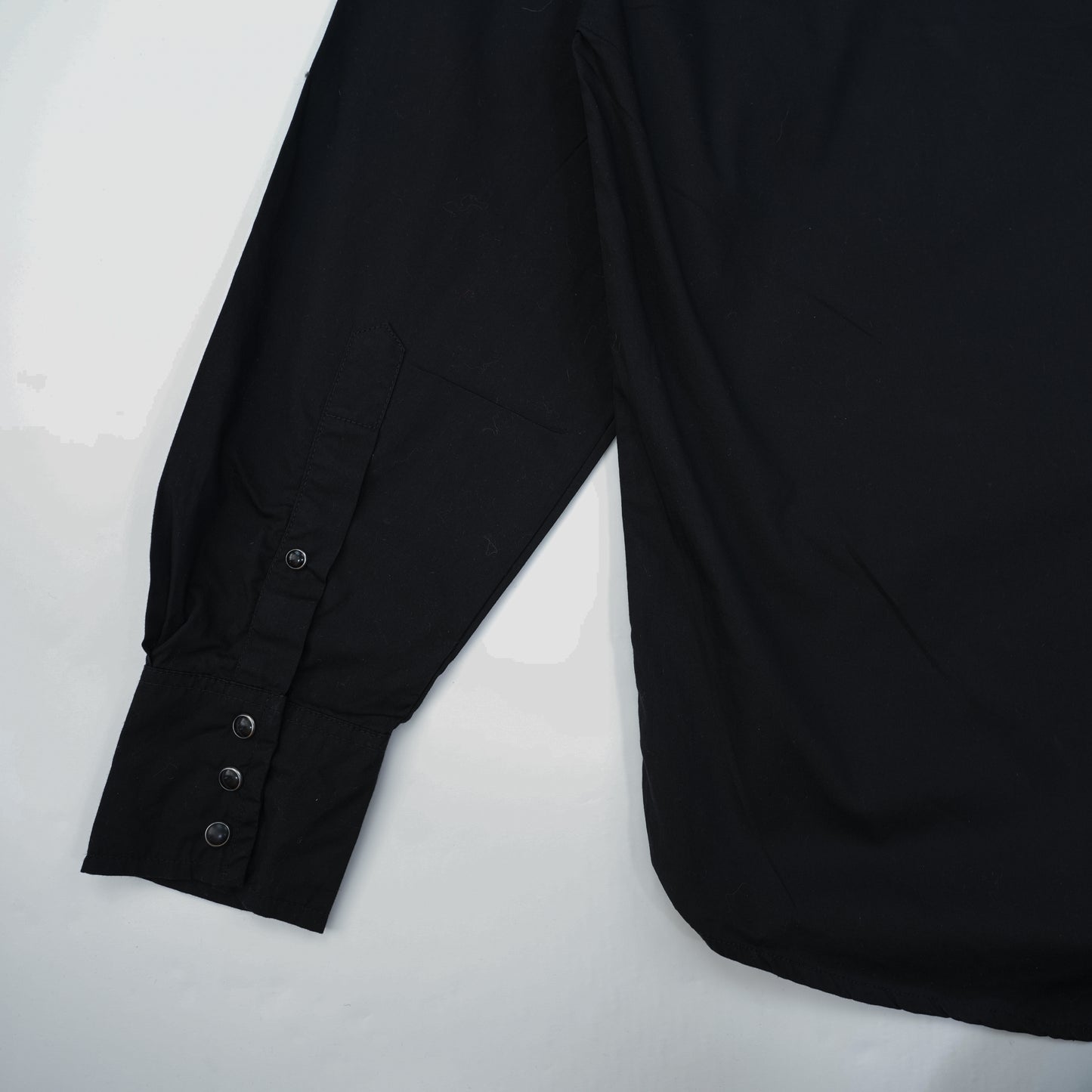 BLACK & WHITE WESTERN SHIRT