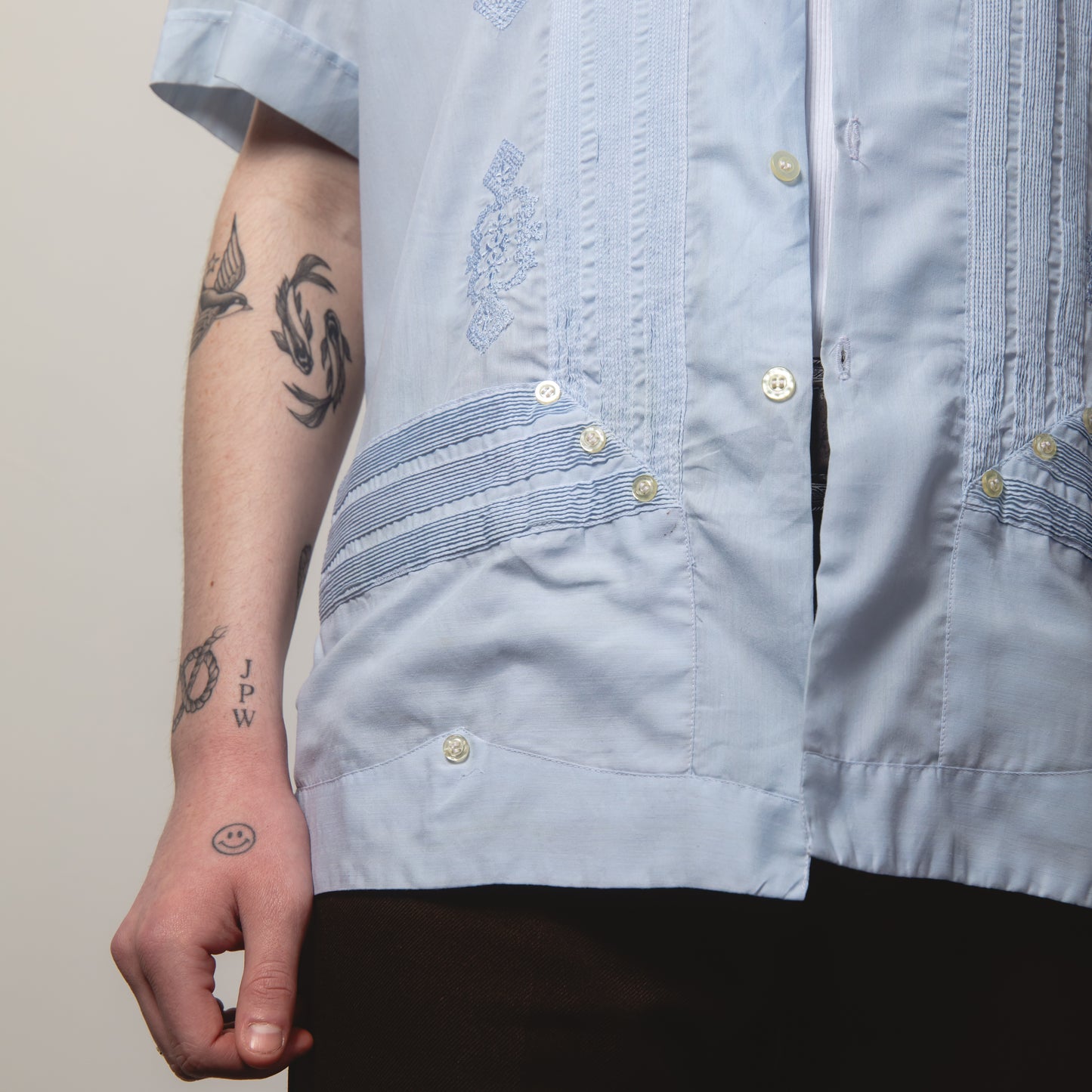 SKY BLUE GUAYBERA SHIRT L