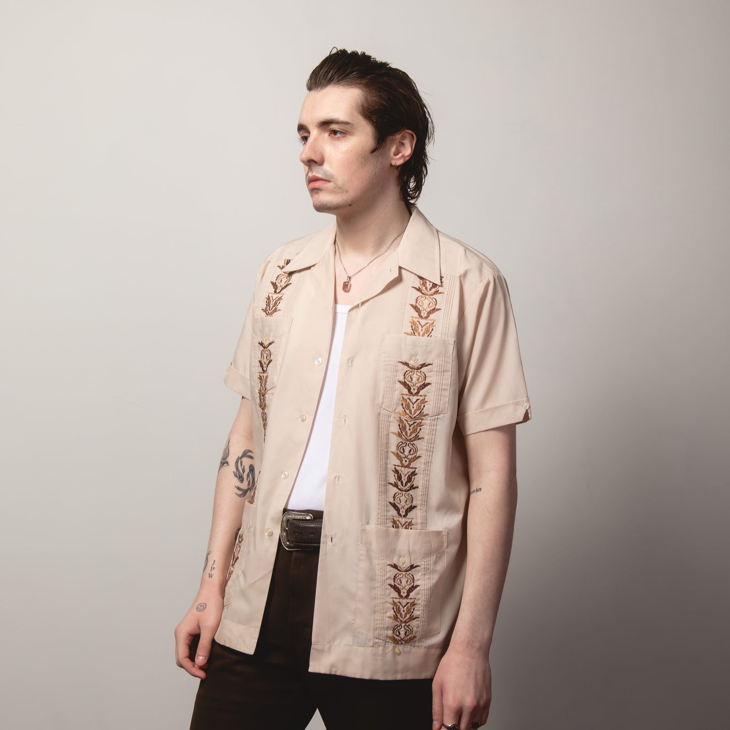 BEIGE & BROWN GUAYBERA SHIRT M