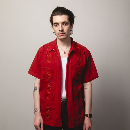 RED ZIP GUAYBERA SHIRT L
