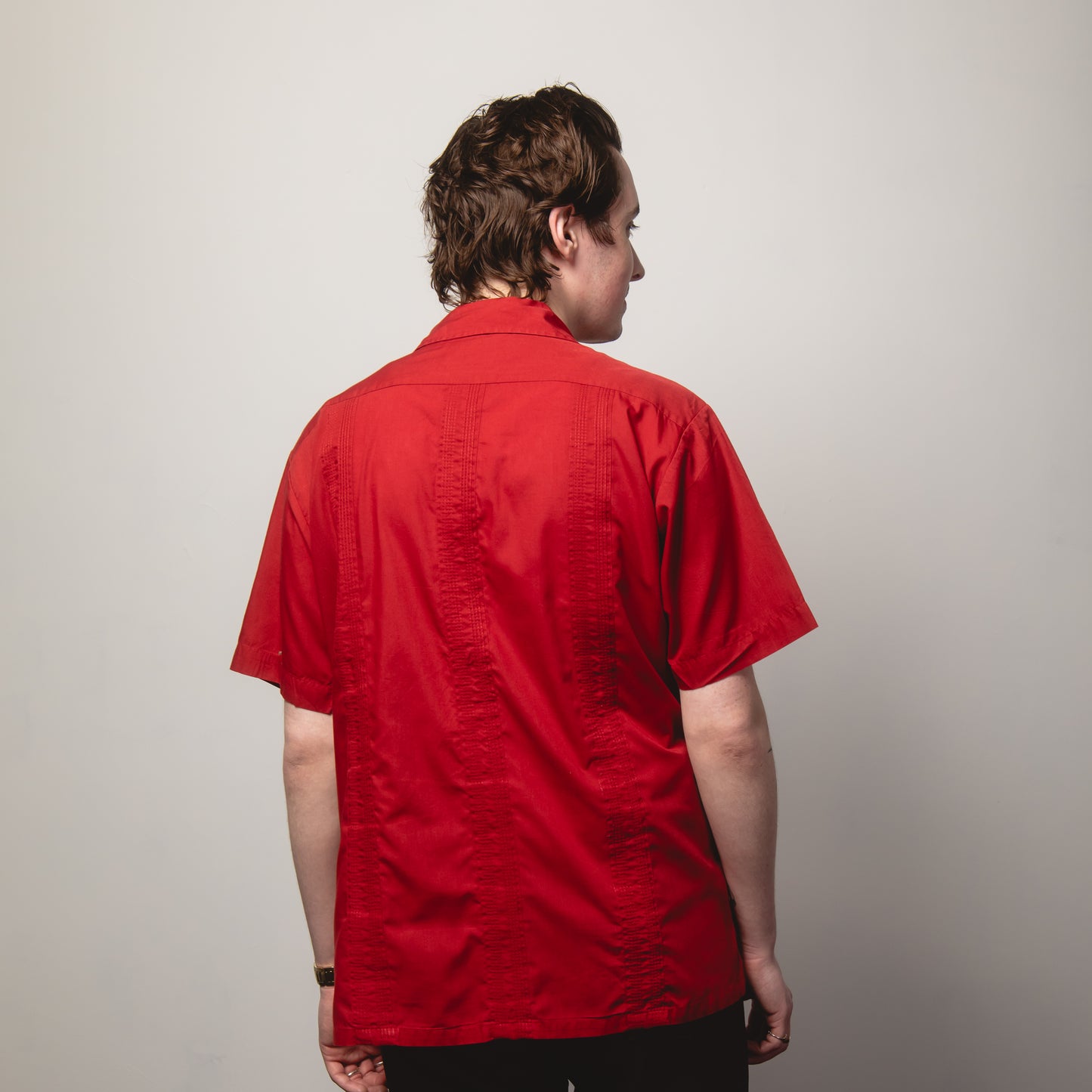 RED ZIP GUAYBERA SHIRT L