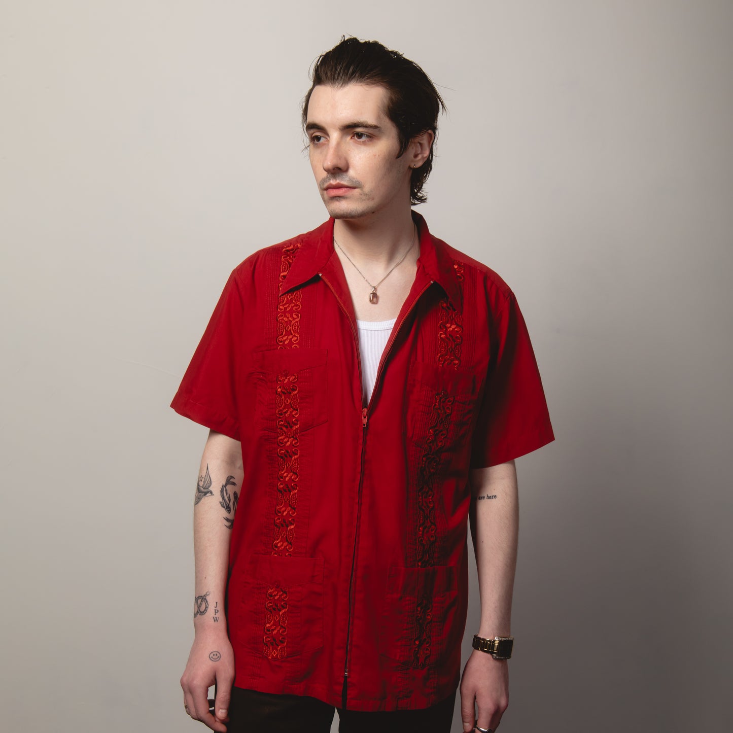 RED ZIP GUAYBERA SHIRT L