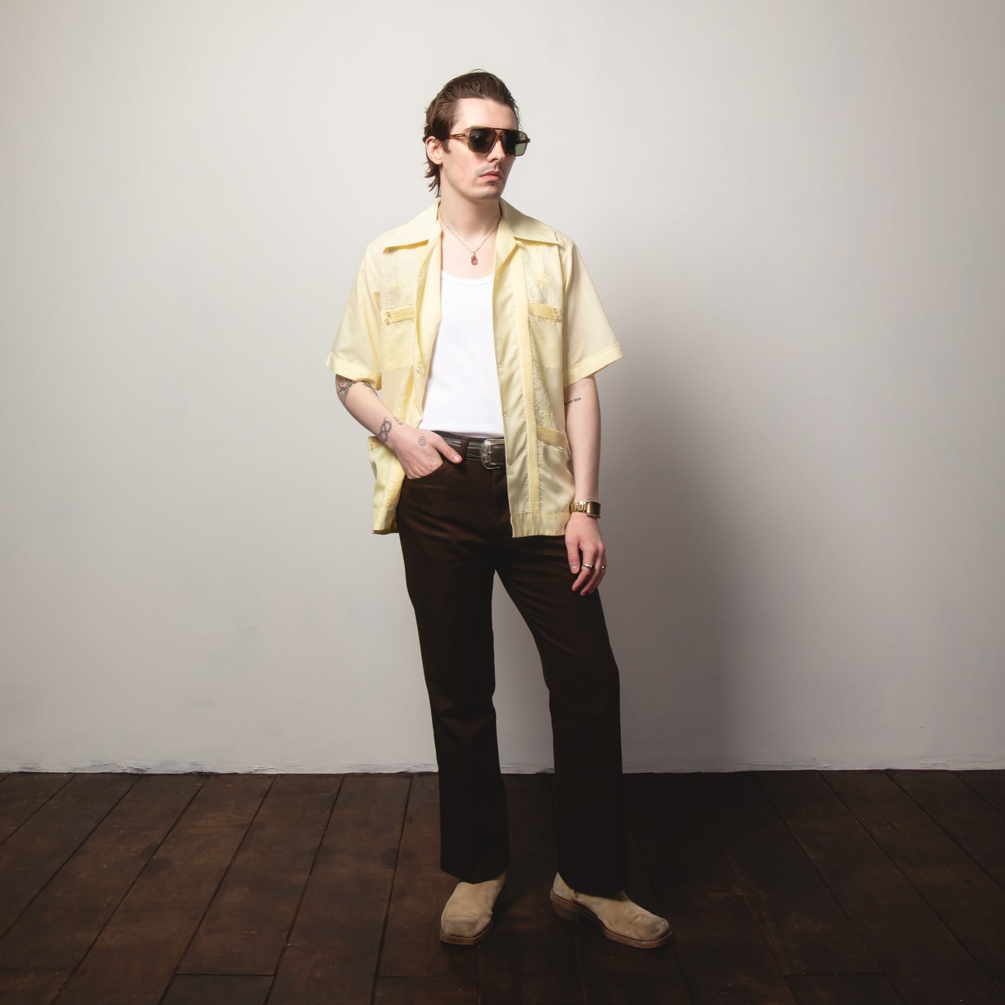 YELLOW GUAYBERA SHIRT L