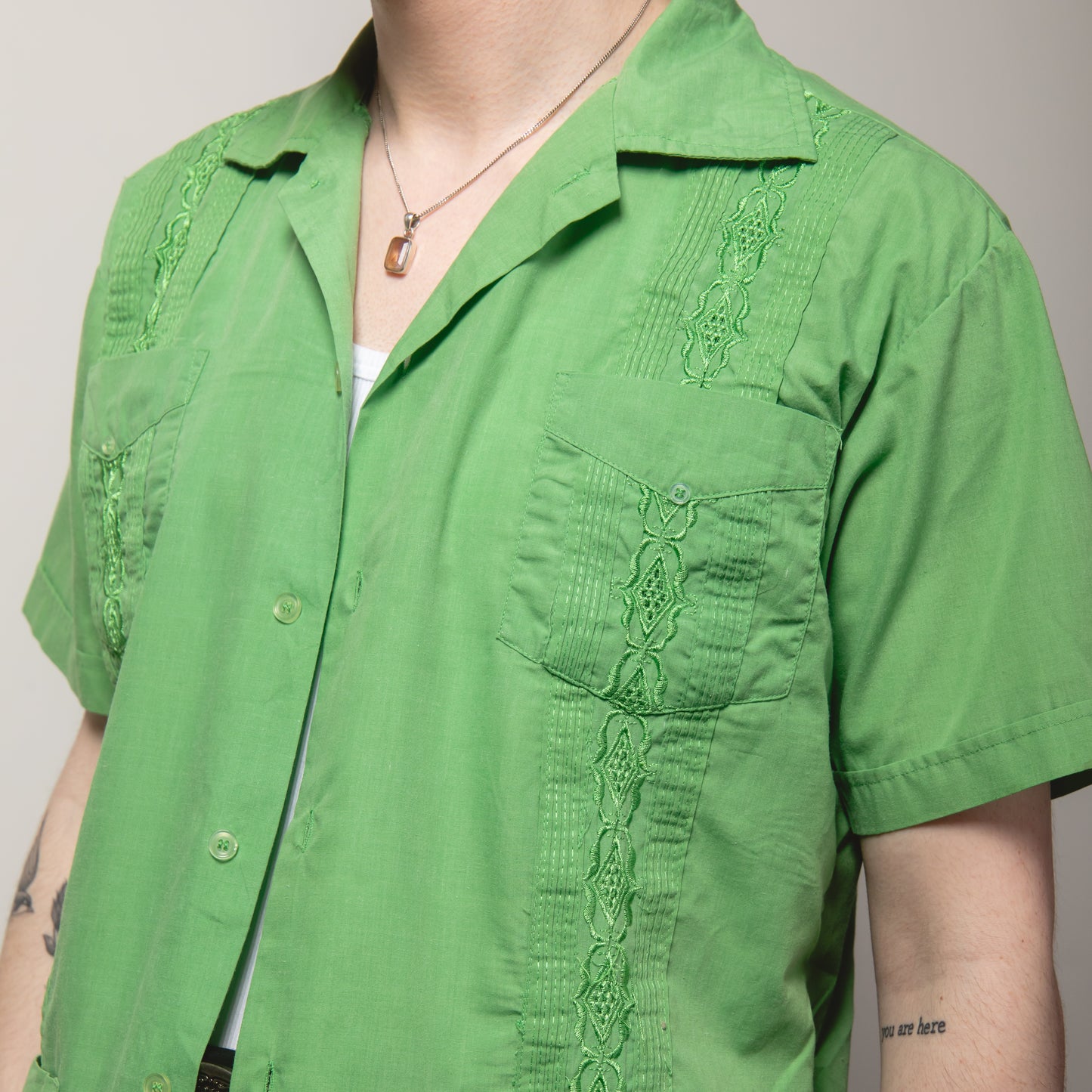 GREEN CUBAN COLLAR SHIRT M