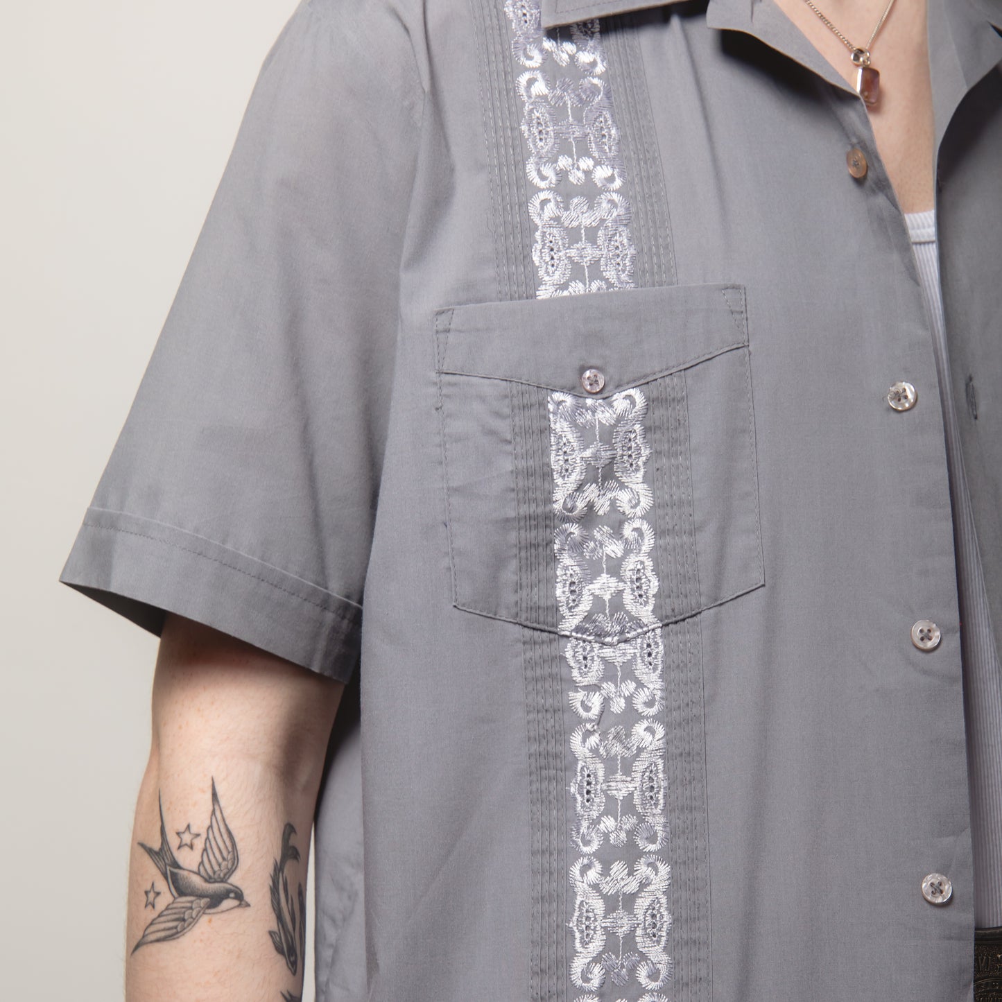 GREY AND WHITE CUBAN GUAYABERA SHIRT L